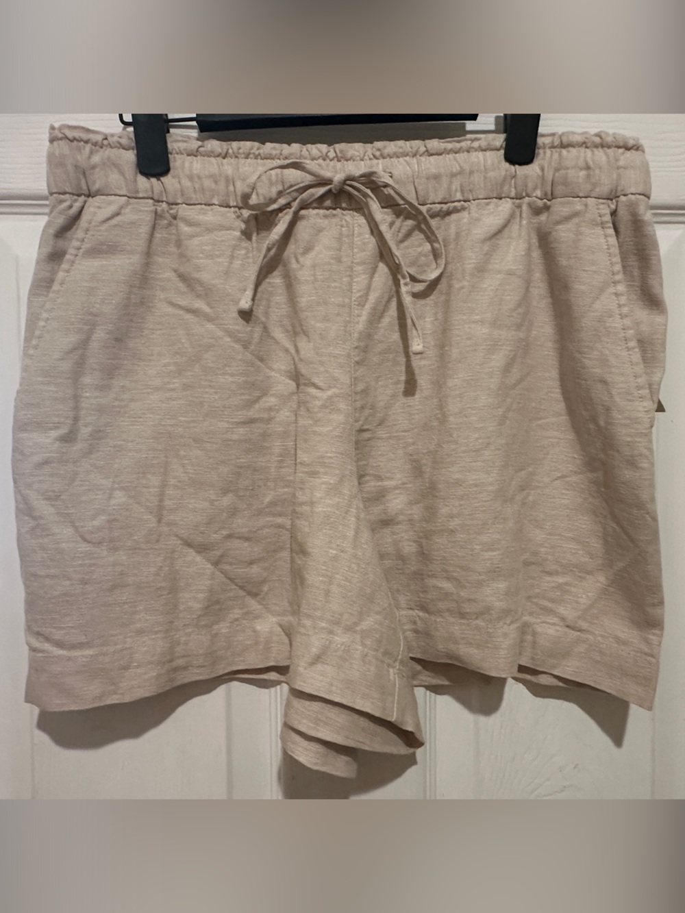 Gap Beige Drawstring Linen-Blend Shorts